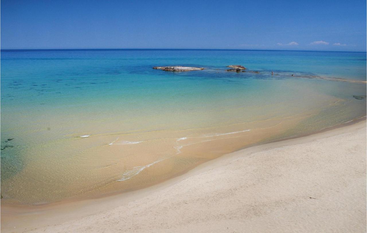 Trilo Beach Монте Най Екстериор снимка